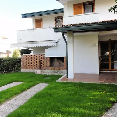 Charming Two-storey *