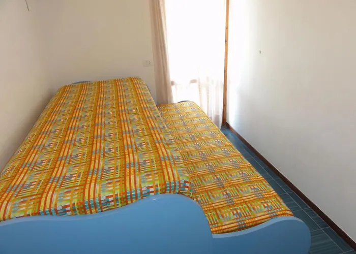 别墅 Charming Two-storey 比比翁